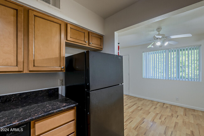 Photo - 1702 W Tuckey Ln Apartment Unit 218