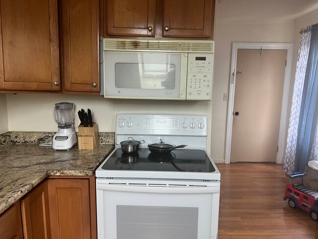 Photo - 542 Eastern Ave Unidad 3