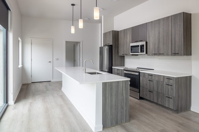 2024-03_Grahl Construction_Baldwin Village_David Cannon Photography.web-10