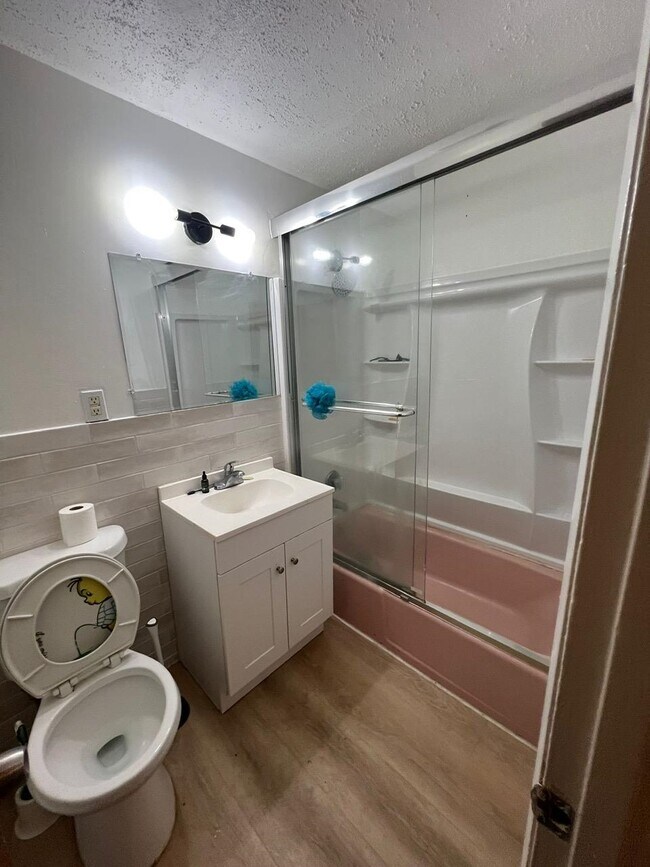 Photo - 4 Brook Rd Unit 5