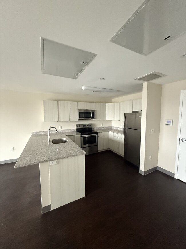 Photo - 695 Hamilton St Unit 406