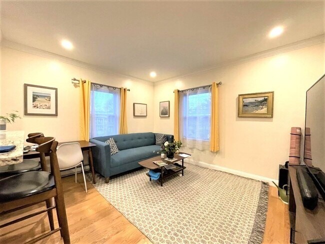 Photo - 31 Cedar St Unit 1