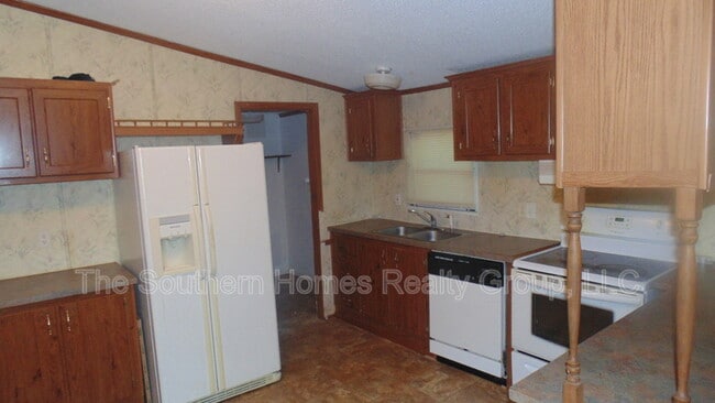 Photo - 1430 Hammerhill Rd