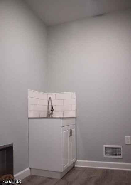 Photo - 204 Harrison St