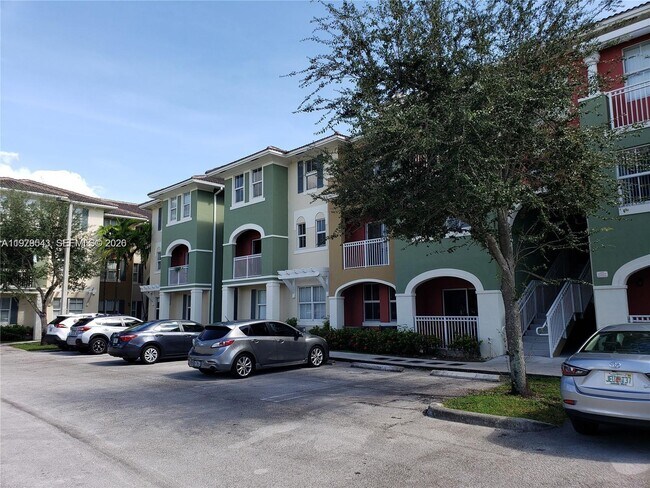 Photo - 11202 NW 83rd St Unit 211