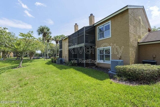 Photo - 908 Shoreline Cir