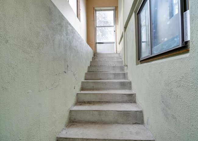 Photo - 930 20th Ave