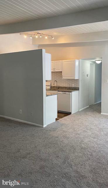 Photo - 4319 Americana Dr Unit 204