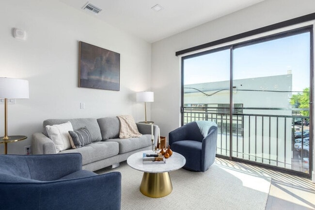 Building Photo - 4238 N Craftsman Ct Unit SI FL3-ID1558685P