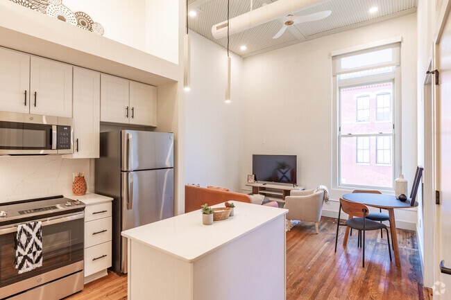 The Finch- 1BR, 1BA 494 sq ft