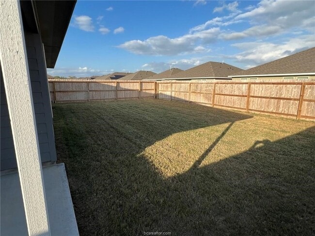 Photo - 2427 Dog Leg Ln