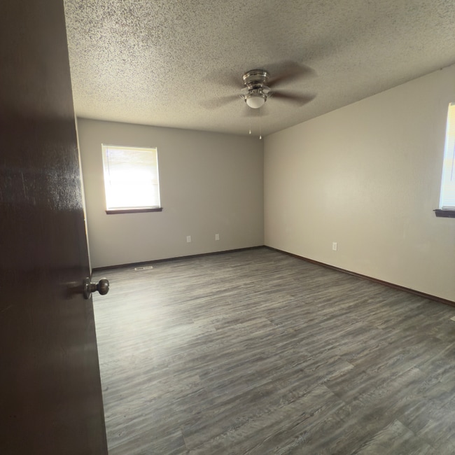 Photo - 100 Lochwood Cir