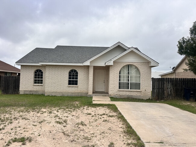 Building Photo - 2038 Lindburgh Cir Rental