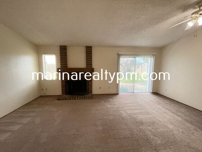 Photo - 2 bed 2 bath single family home in established neighborhood in City of Suisun