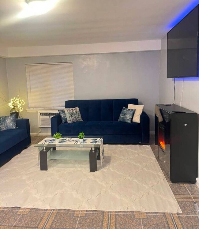 Photo - 21-24 28th Ave