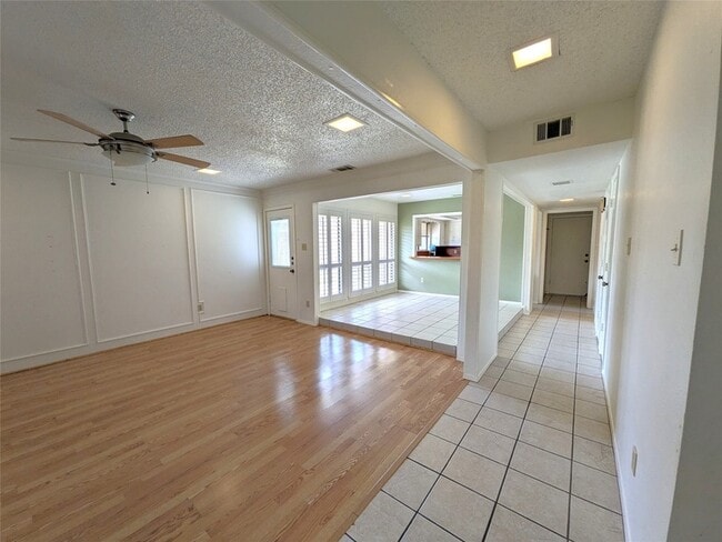 Photo - 3302 Townbluff Pl