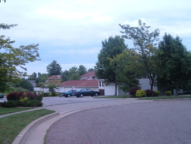 Entrance from Wrens Circle