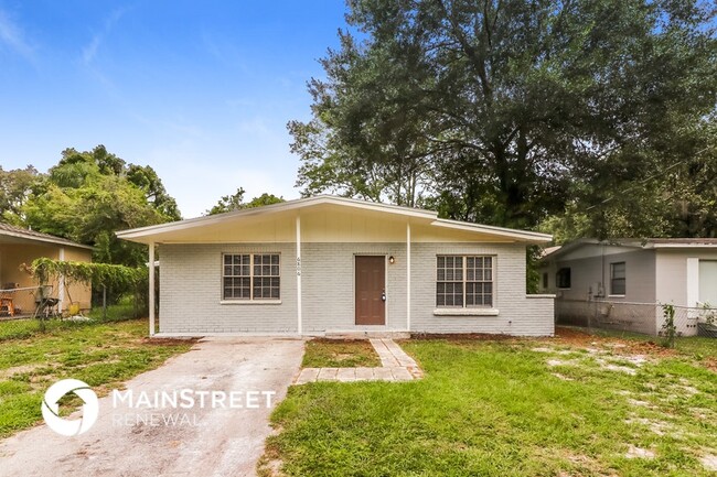Building Photo - 6806 Lyman Ave Rental