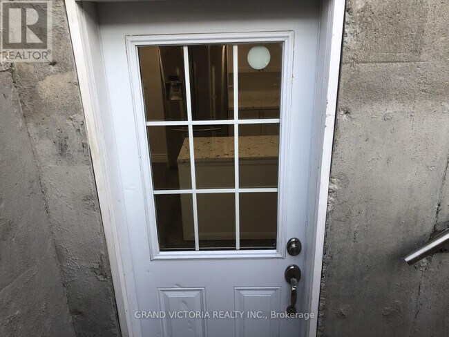 Photo - 185 Skinner Rd