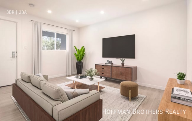 Photo - 1570 Yosemite Dr Unit 4