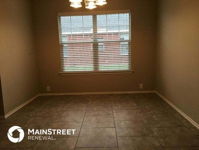 Photo - 1902 Purdue Dr