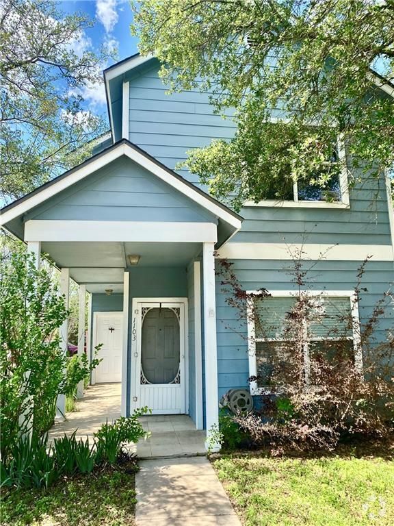 Building Photo - 1103 E 3rd St Rental
