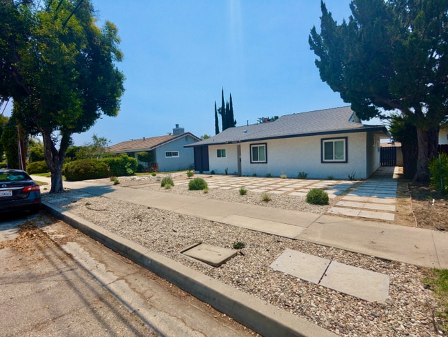 Photo - 19036 Plummer St Casa