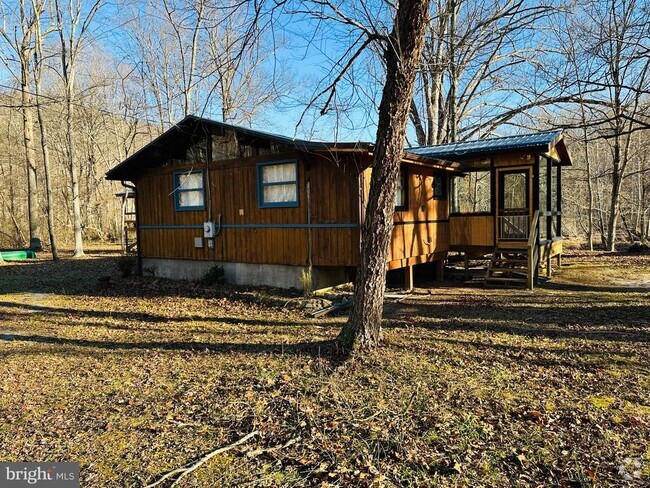 Building Photo - 8 Dewdrop Ln Rental