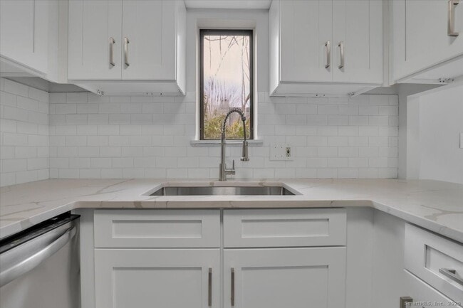 Photo - 3 Trolley Crossing Ln Unit 3