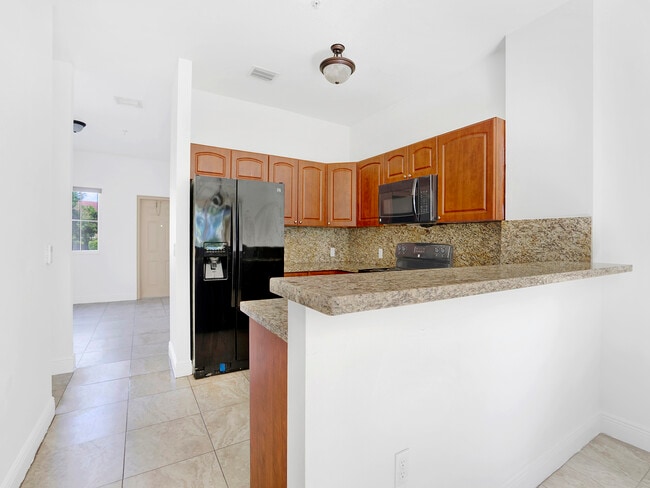 Photo - 6001 NW 182nd Ln