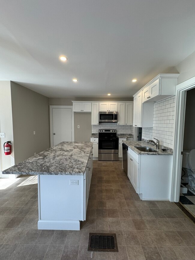 20 Orchard St Unit 2