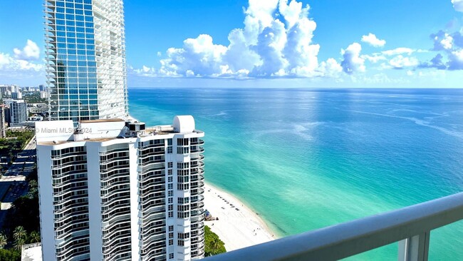 Photo - 16699 Collins Ave Condominio Unidad 3505