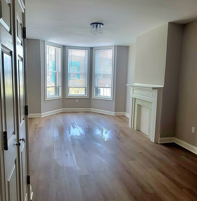 Building Photo - 723 Humboldt St Rental