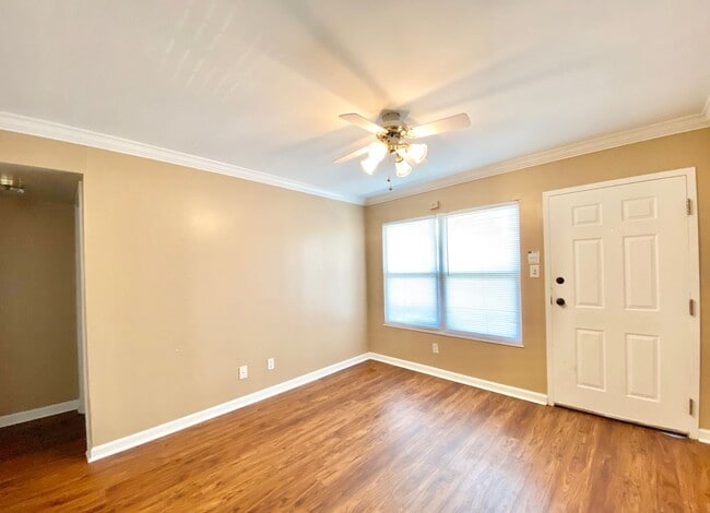 Photo - Laurel Villas #105 -3BR/2BA Available for AUGUST 2026 move in! Unit 105