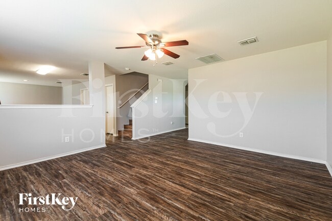 Photo - 2809 Spencer Cir