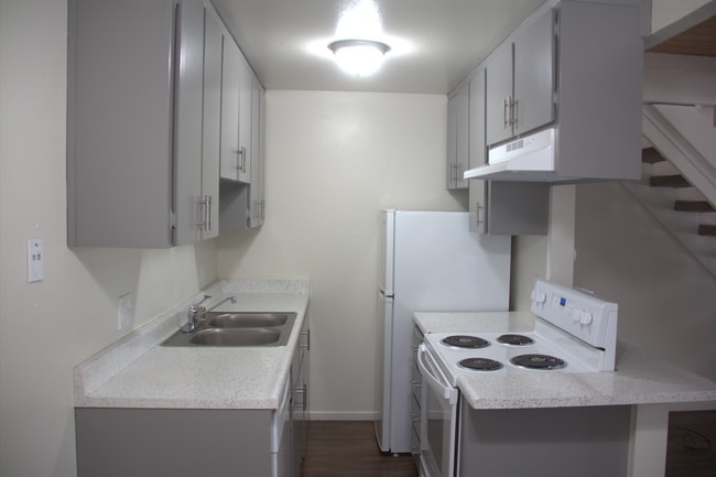 Photo - 817 Minnewawa Ave Unit Loft-End