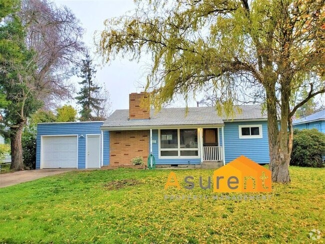 Building Photo - Cute 2 Bedroom 1 Bathroom Rental Available...