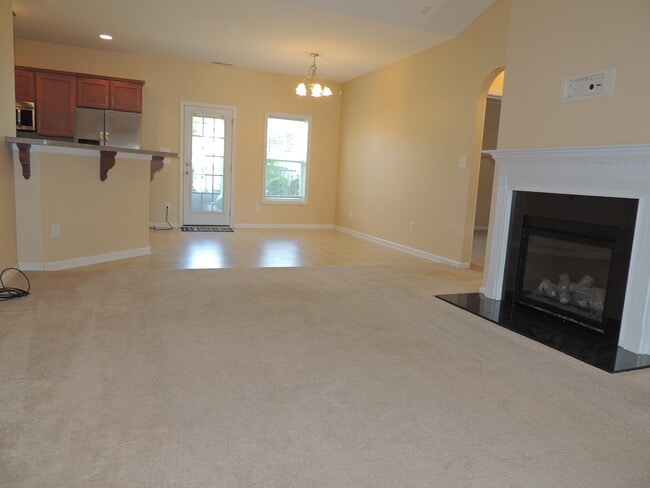 Photo - 102 Battery Way