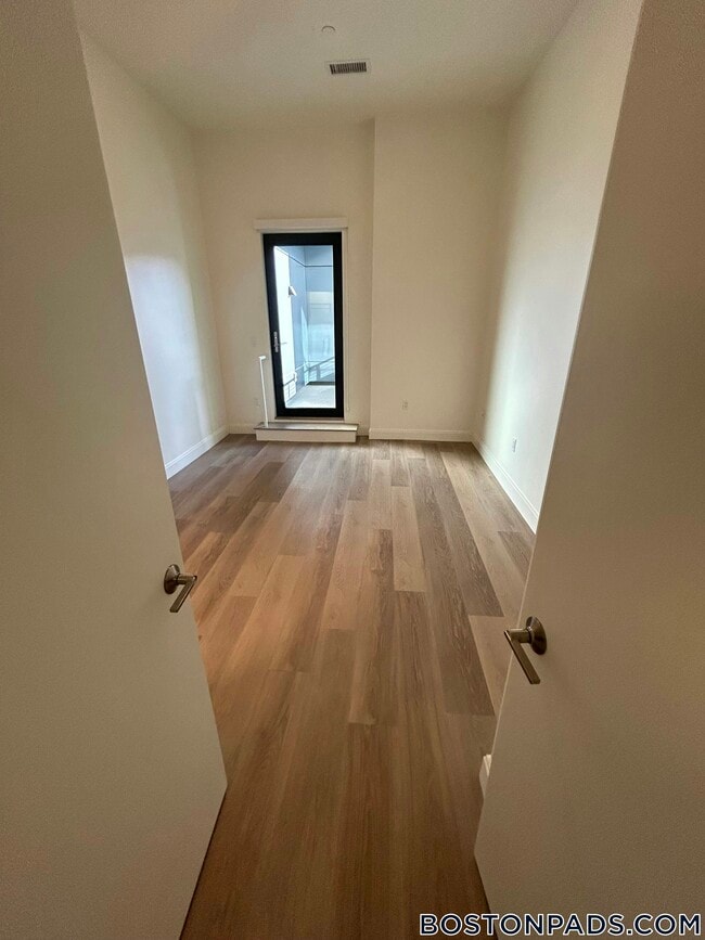 Photo - 1079 Commonwealth Ave Unit 308