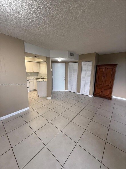 Photo - 8215 SW 152nd Ave Unidad G-405