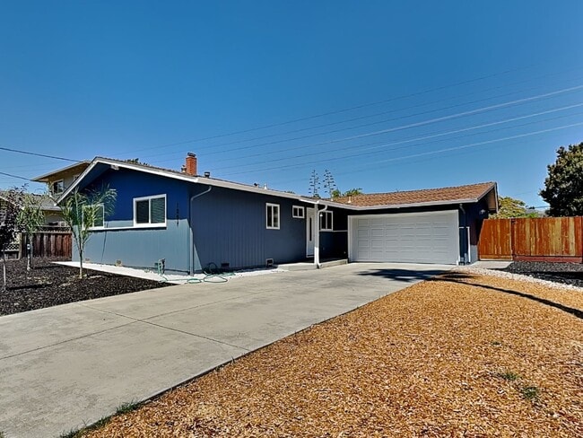 Brand New 3 bedroom 2 Bath Home with New A... - Brand New 3 bedroom 2 Bath Home with New A...