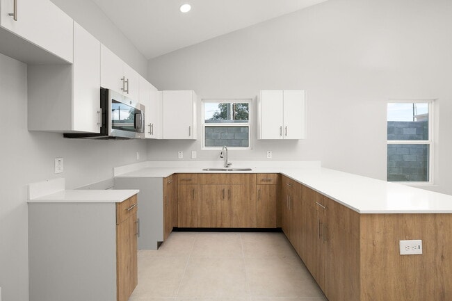 Photo - 2512 Brownjay Rd