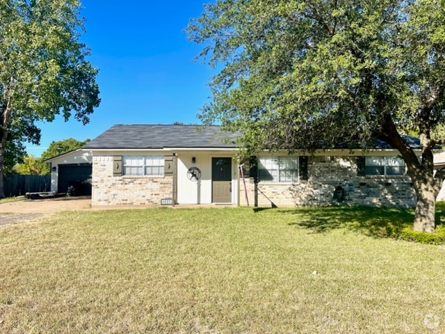 Building Photo - 442 Fernwood Dr Rental