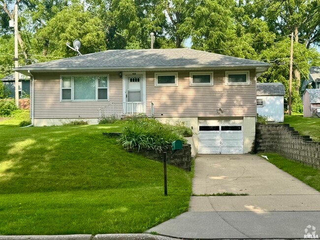 Building Photo - 918 25th St Rental