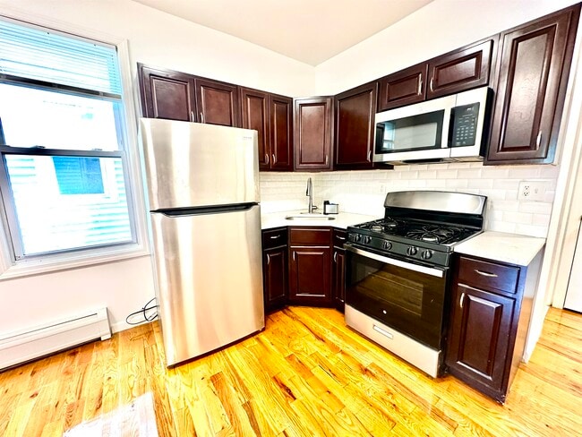 Photo - 245 Duncan Ave Unit 1