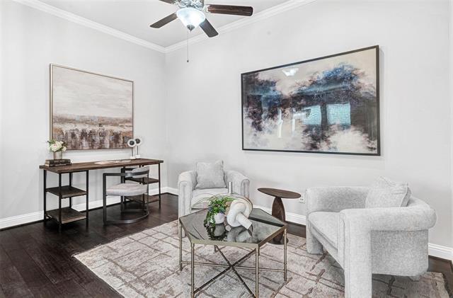 Photo - 3613 Gloucester Rd