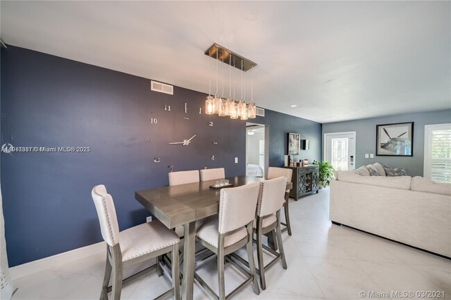 Photo - 1309 Funston St