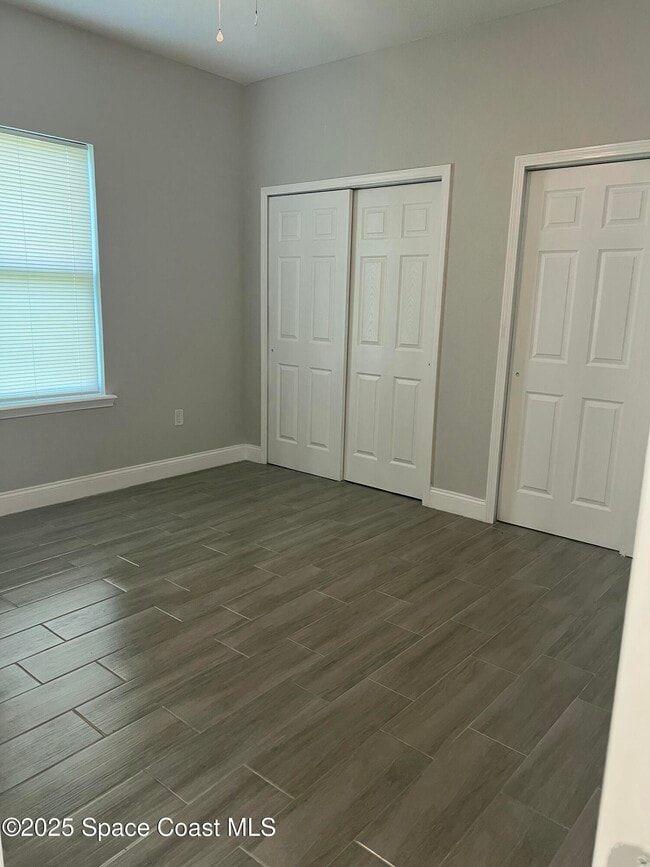 Photo - 571 San Filippo Dr SE