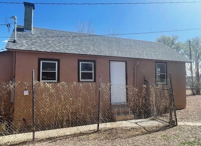 Building Photo - 207 Spring St Unit B
