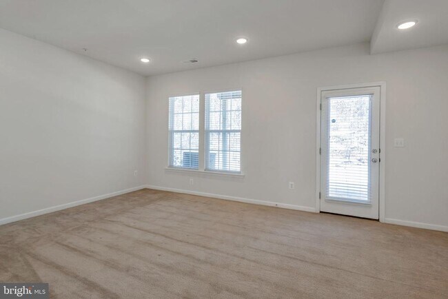 Photo - 2916 Koens Ct